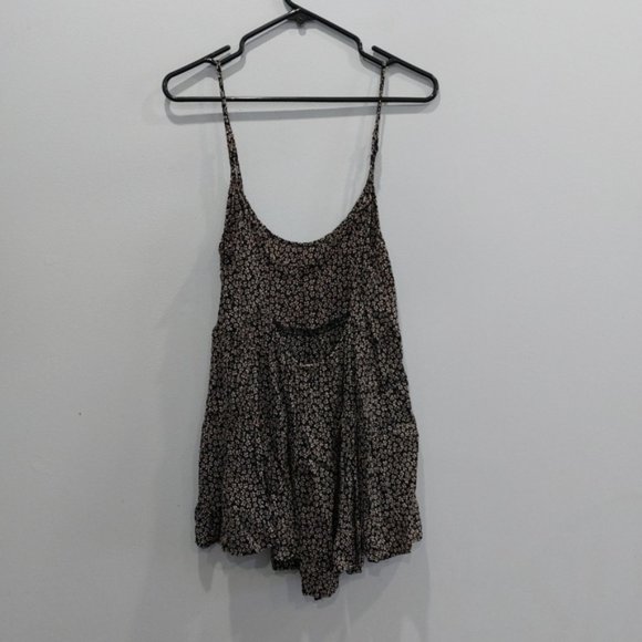 Brandy Melville Floral Jada Dress - Picture 5 of 9